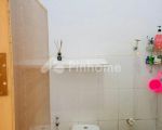 thumbnail-dijual-rumah-take-over-di-perumahan-de-paris-by-avani-residence-2