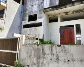 rumah darmo permai dekat pakuwon indah, graha family, citraland