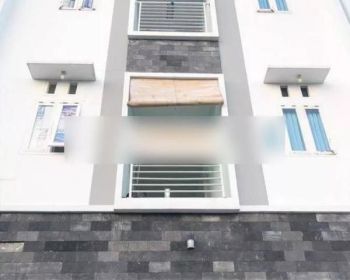 Rumah Kost Tenggilis Full Penghuni