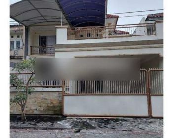 DIJUAL RUMAH DIAN ISTANA WIYUNG SURABAYA BARAT DEKAT GRAHA FAMILY